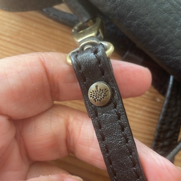 Authentic 1990s Mulberry Postman Lock Crossbody – Vintage Y2K Minimal - Picture 10 of 10